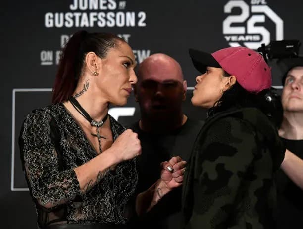 Amanda Nunes UFC 232