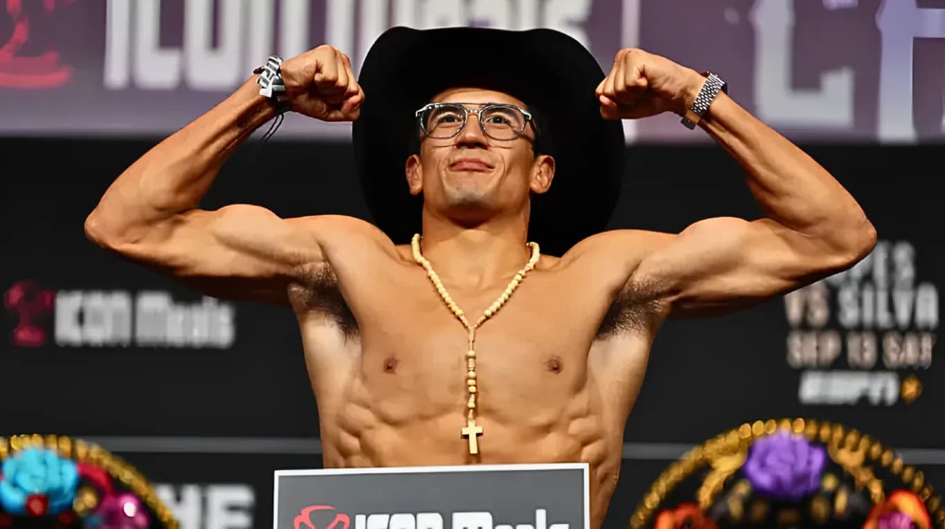 Santiago Luna will face Bryce Mitchell at UFC Vegas 118