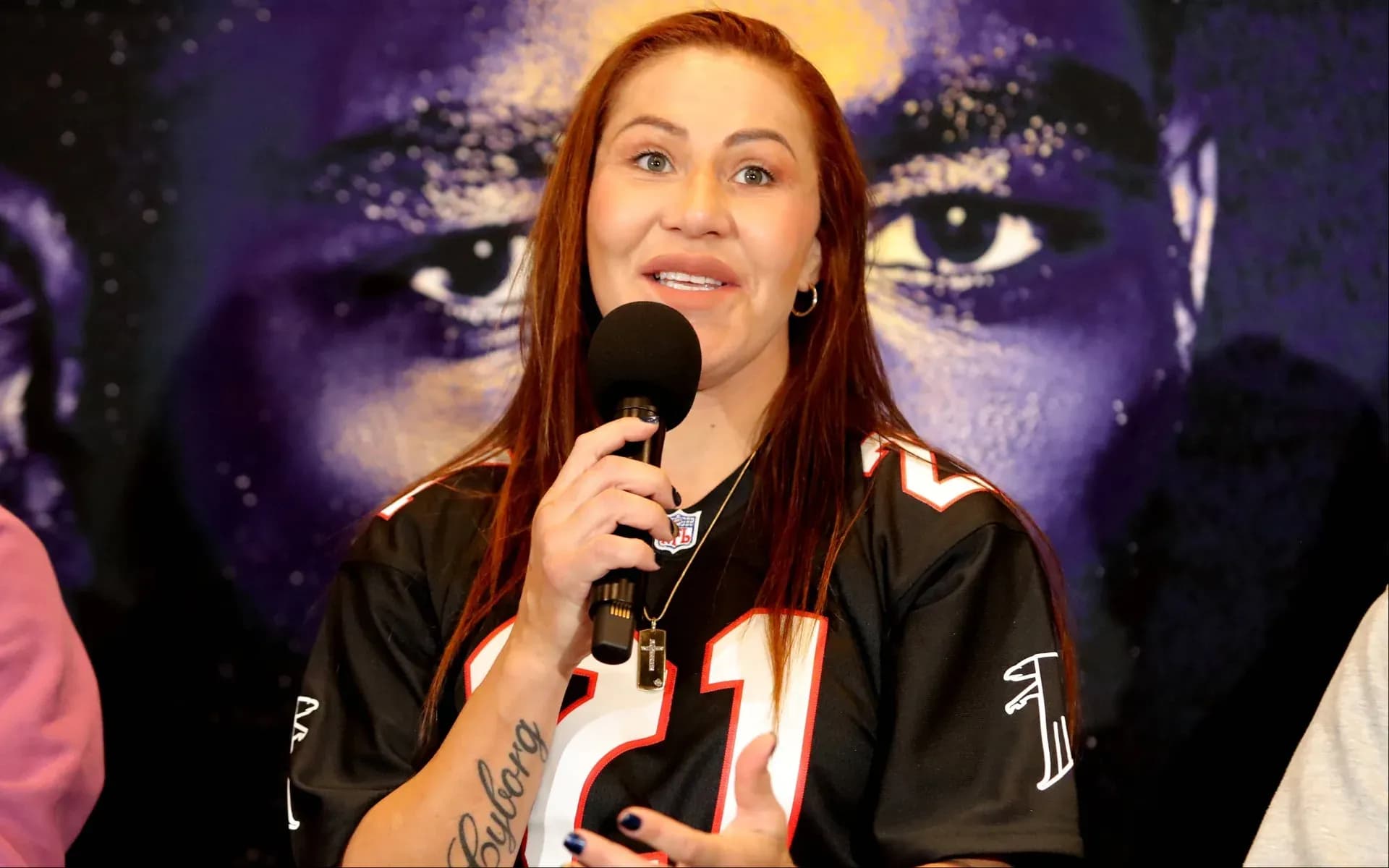 cris-cyborg