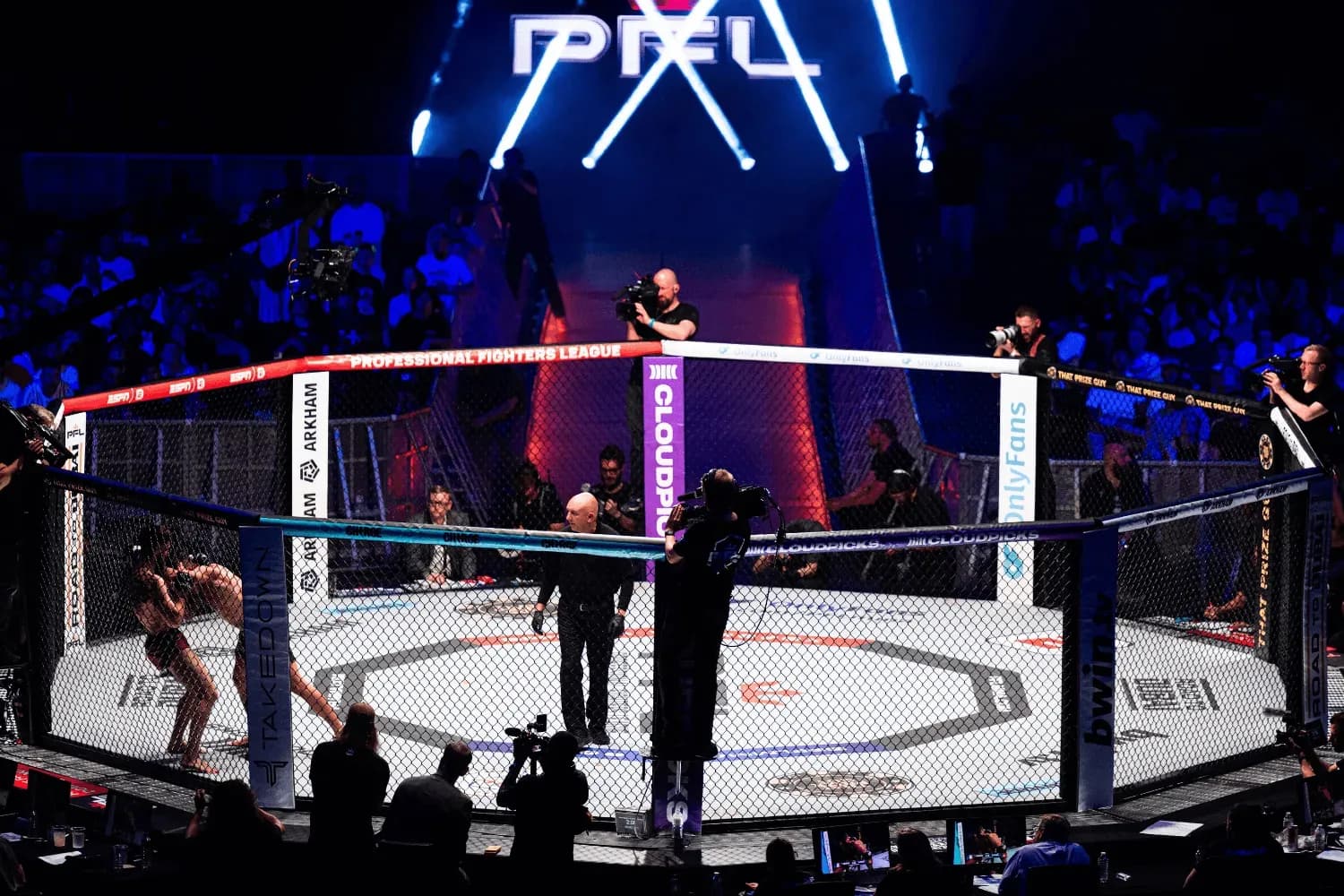 An image of a PFL fight taking place