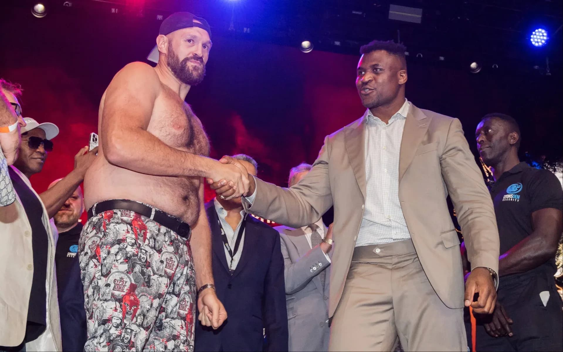 tyson-fury-and-francis-ngannou